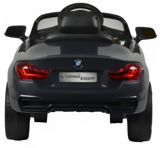 Elektrické auto BMW 4 Coupe